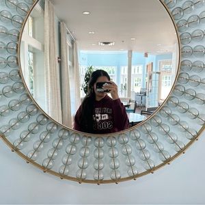 Meet your Posher, Aly